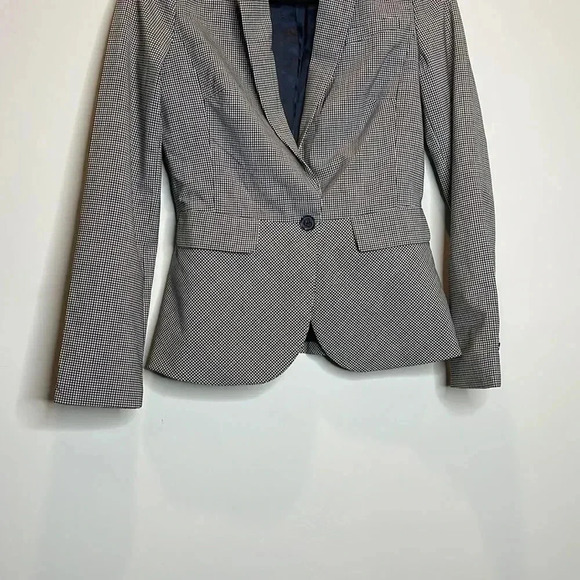 Banana Republic Stripped Blazer  - Picture 2 of 8